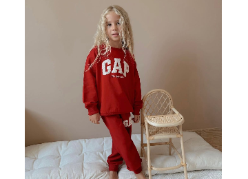 GAP Yazı Detaylı Kız Çocuk Alt Üst Takım